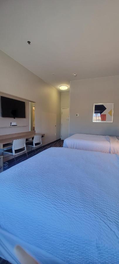Microtel Inn & Suites By Wyndham Fountain Fort Carson Eksteriør billede