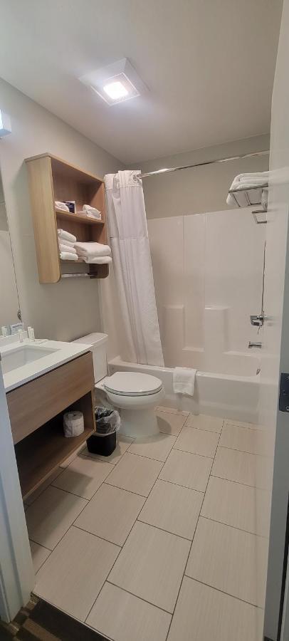 Microtel Inn & Suites By Wyndham Fountain Fort Carson Eksteriør billede